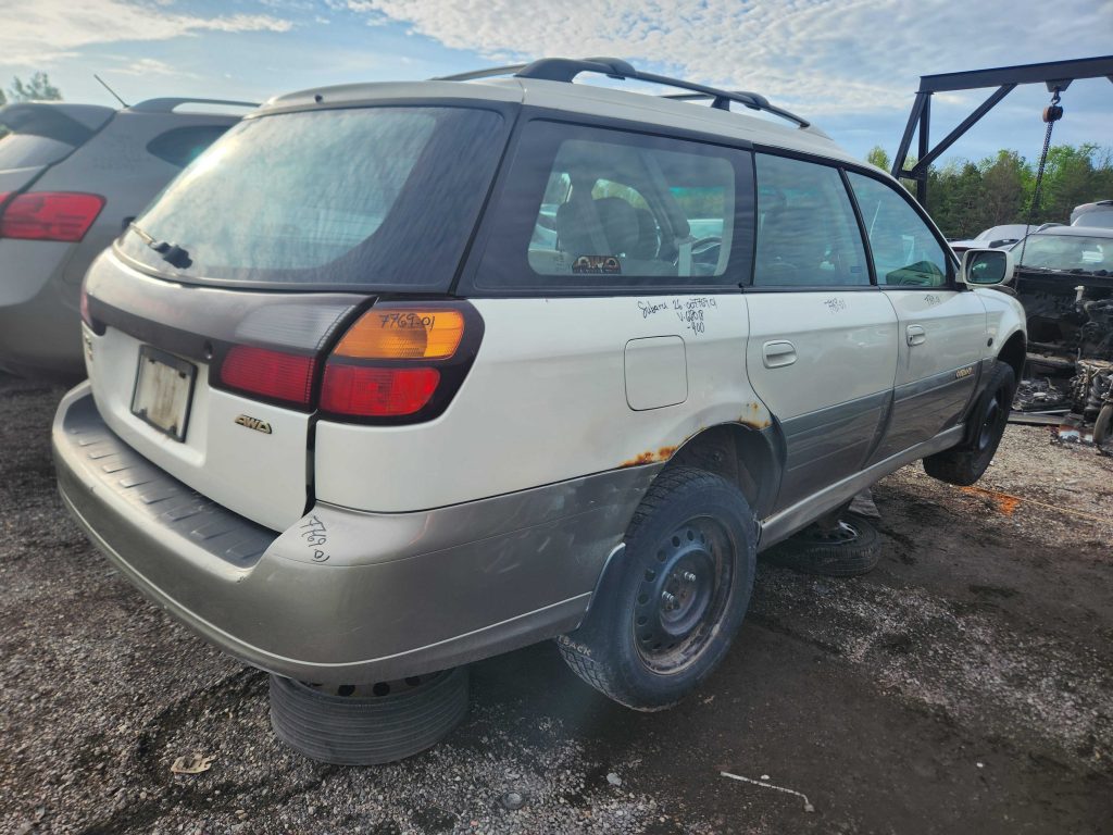 SUBARU LEGACY 2001