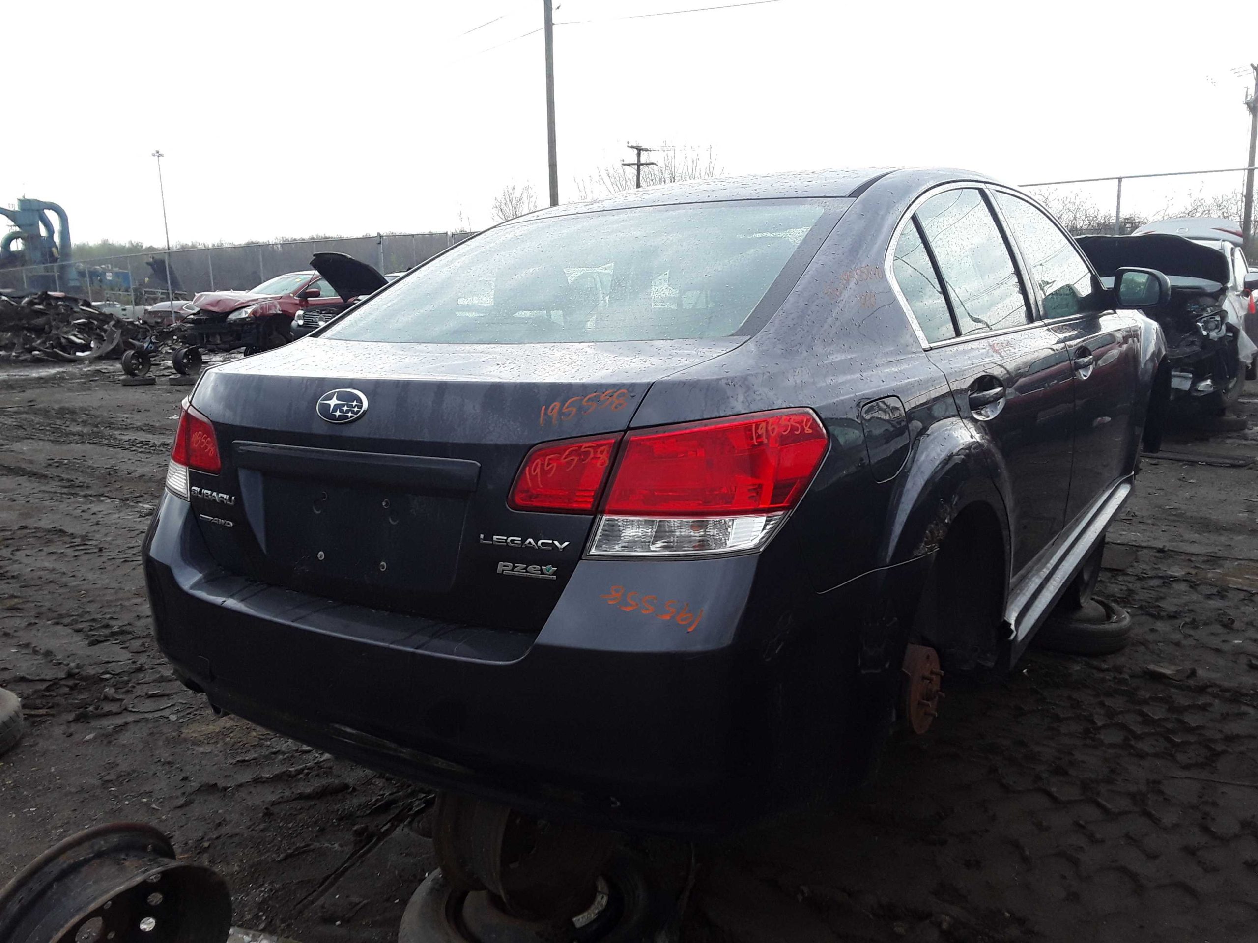 SUBARU LEGACY 2010