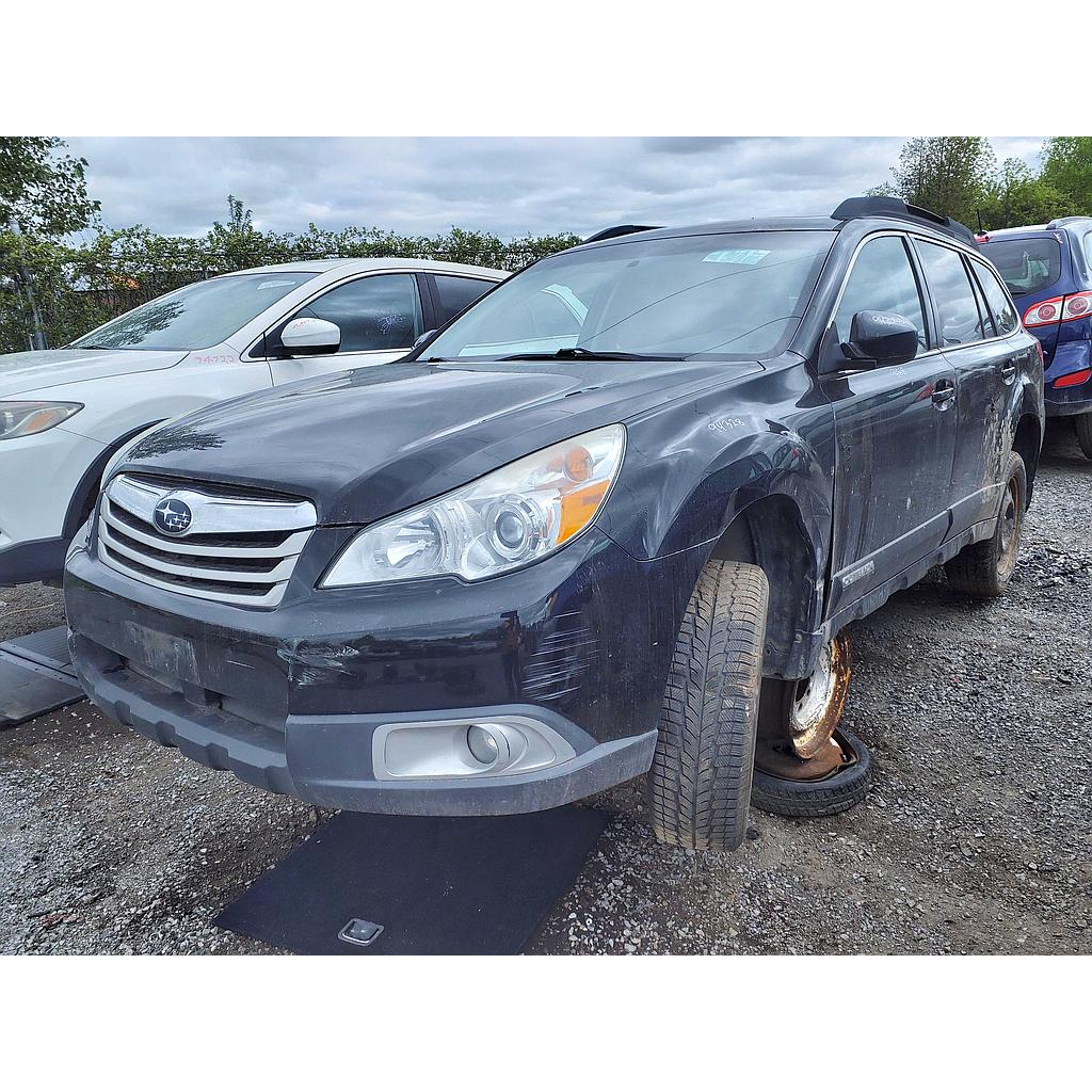 SUBARU OUTBACK 2012
