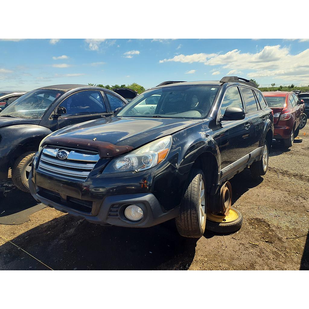 SUBARU OUTBACK 2013