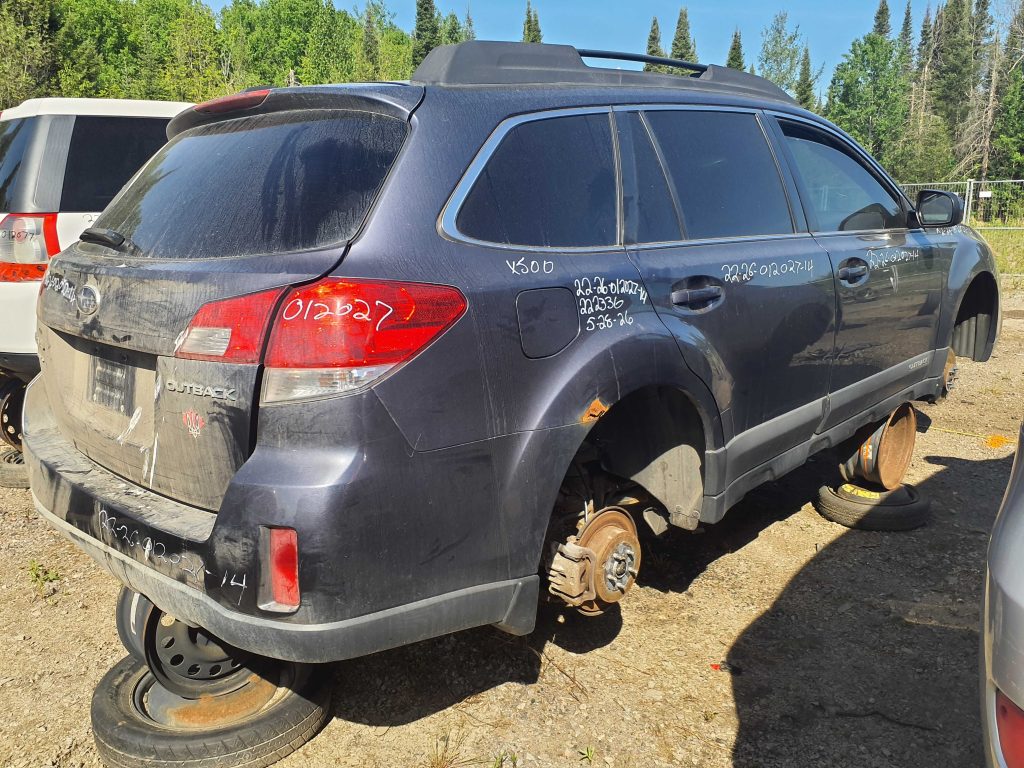 SUBARU OUTBACK 2014