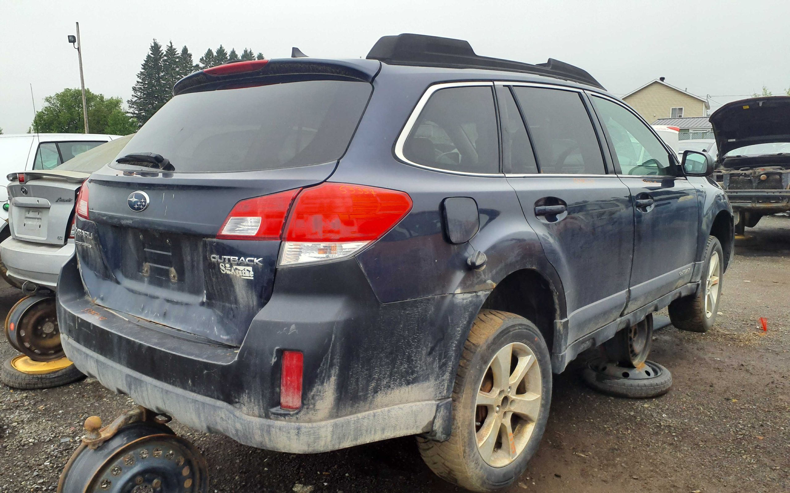 SUBARU OUTBACK 2014