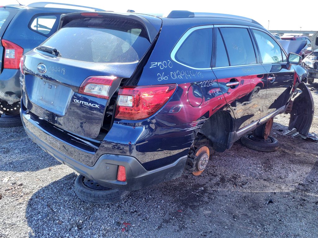 SUBARU OUTBACK 2018