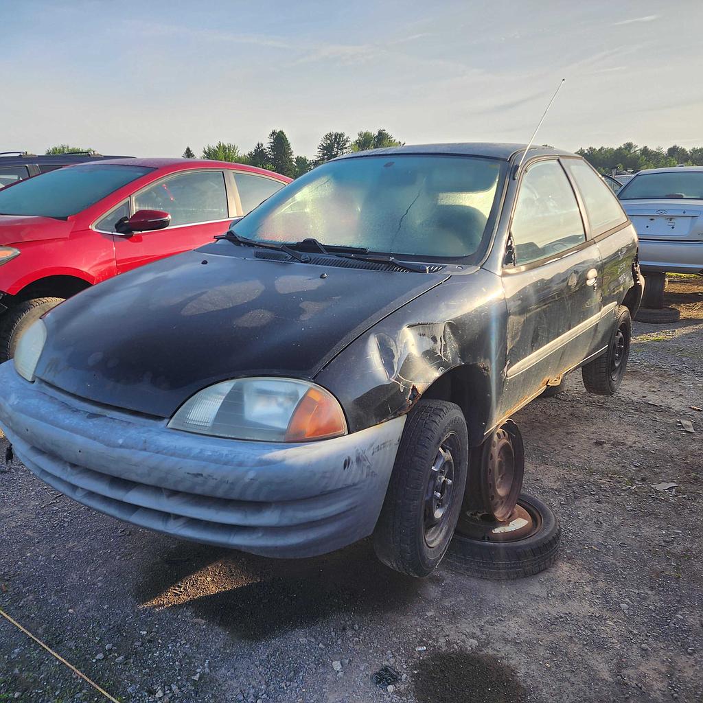 SUZUKI SWIFT 2000