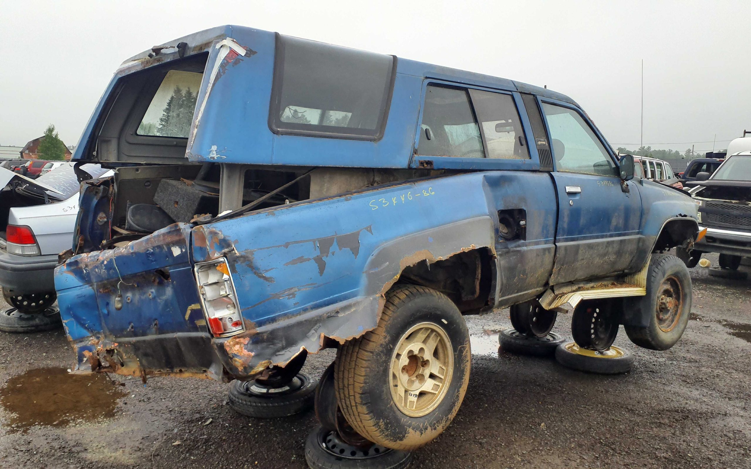TOYOTA 4RUNNER 1986