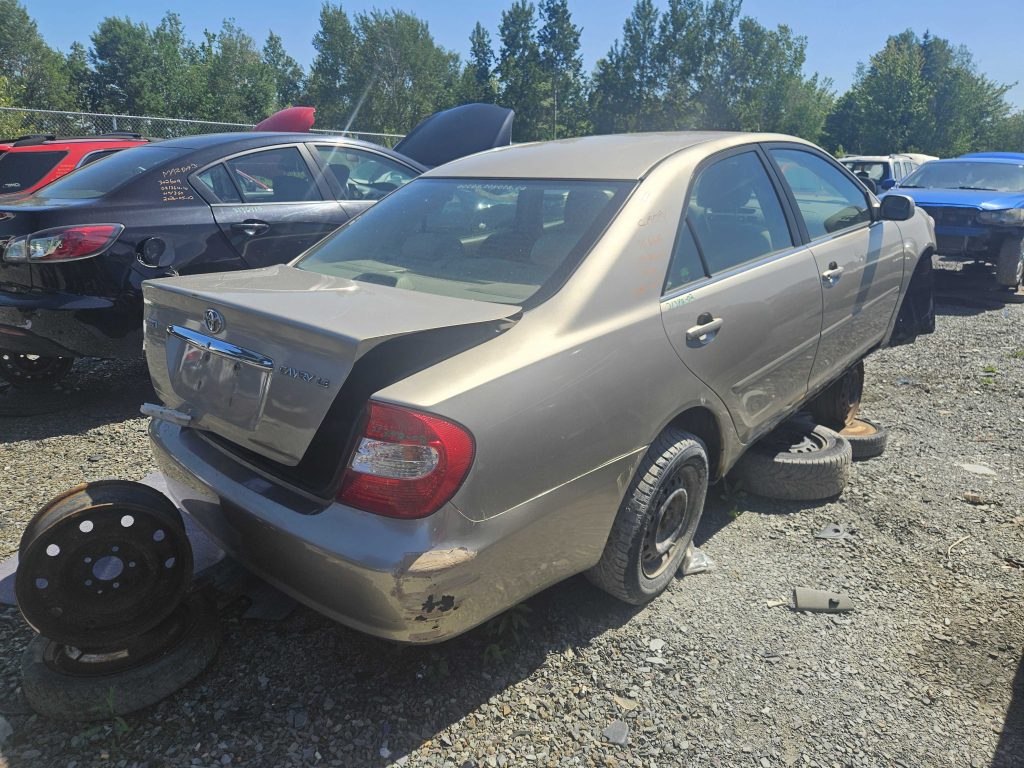 TOYOTA CAMRY 2002