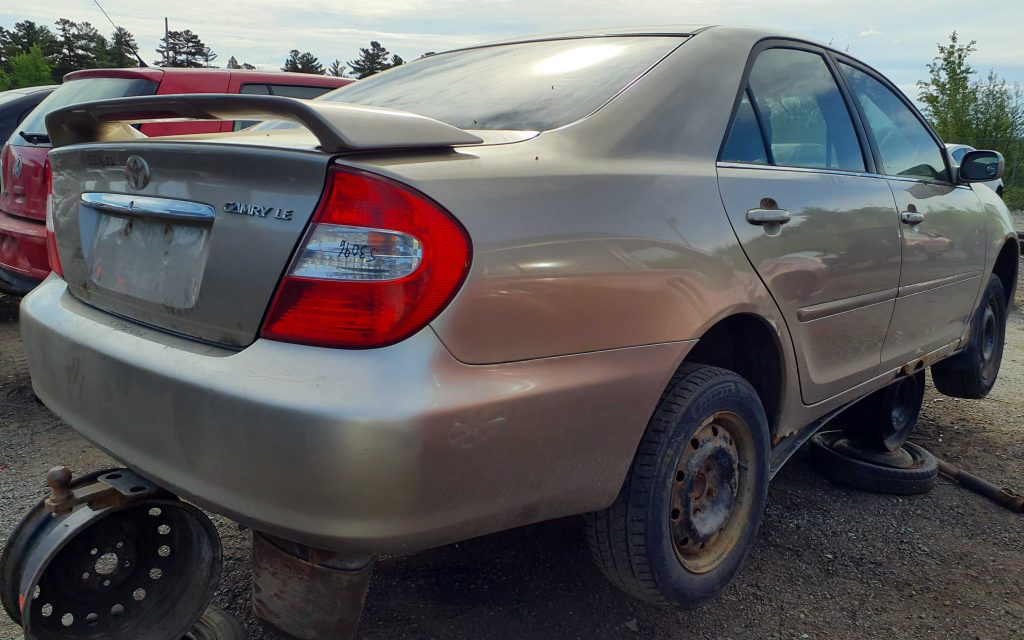 TOYOTA CAMRY 2002