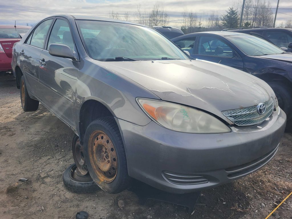 TOYOTA CAMRY 2002