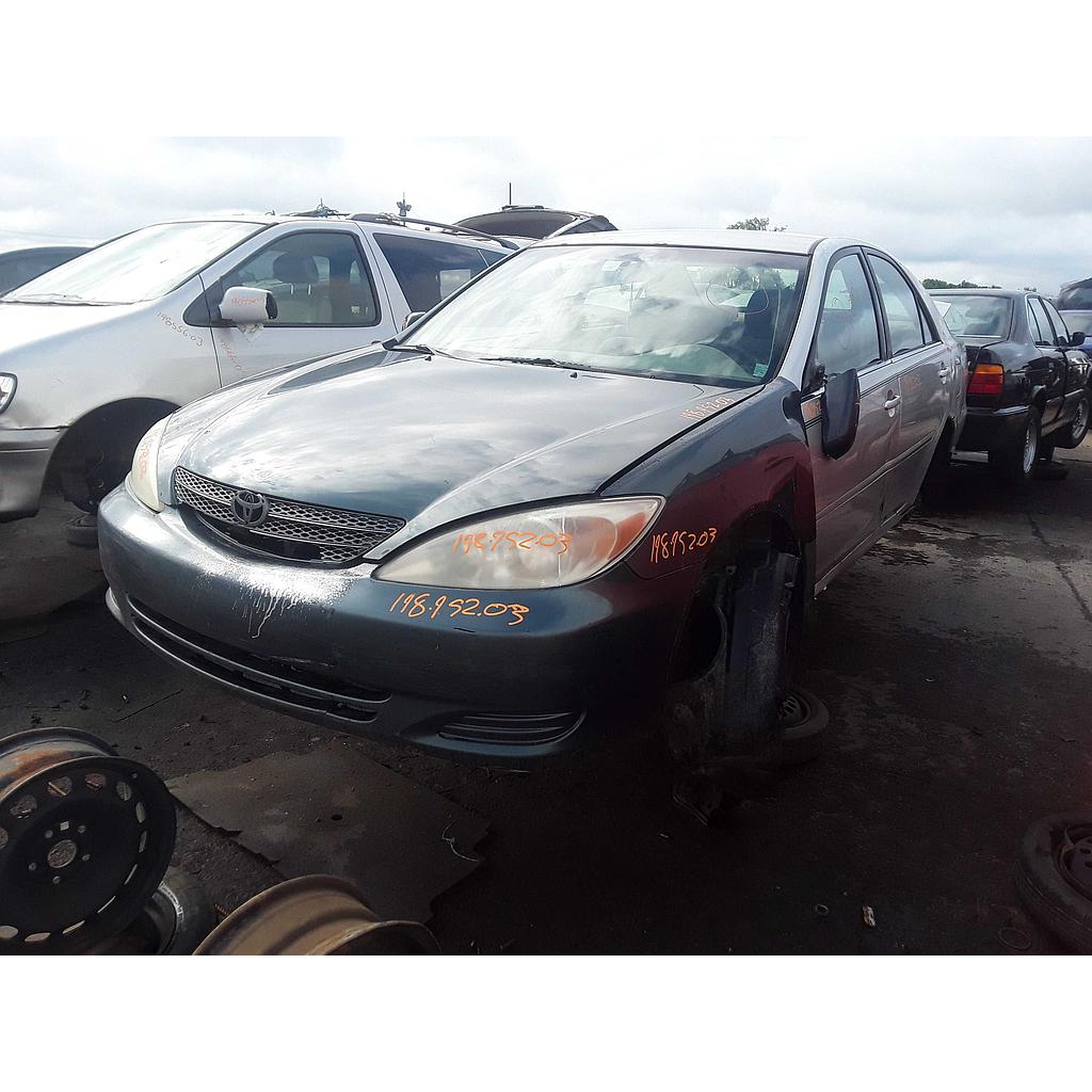 TOYOTA CAMRY 2003
