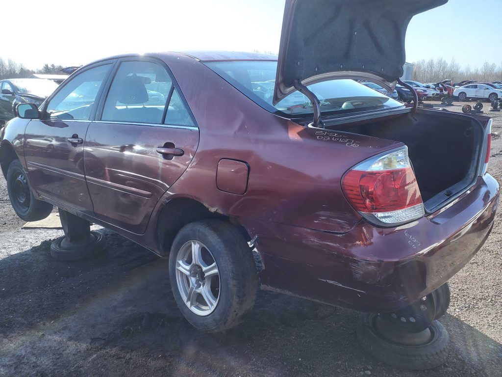 TOYOTA CAMRY 2006