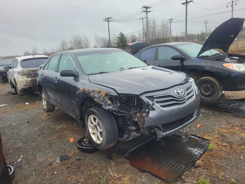 TOYOTA CAMRY 2010