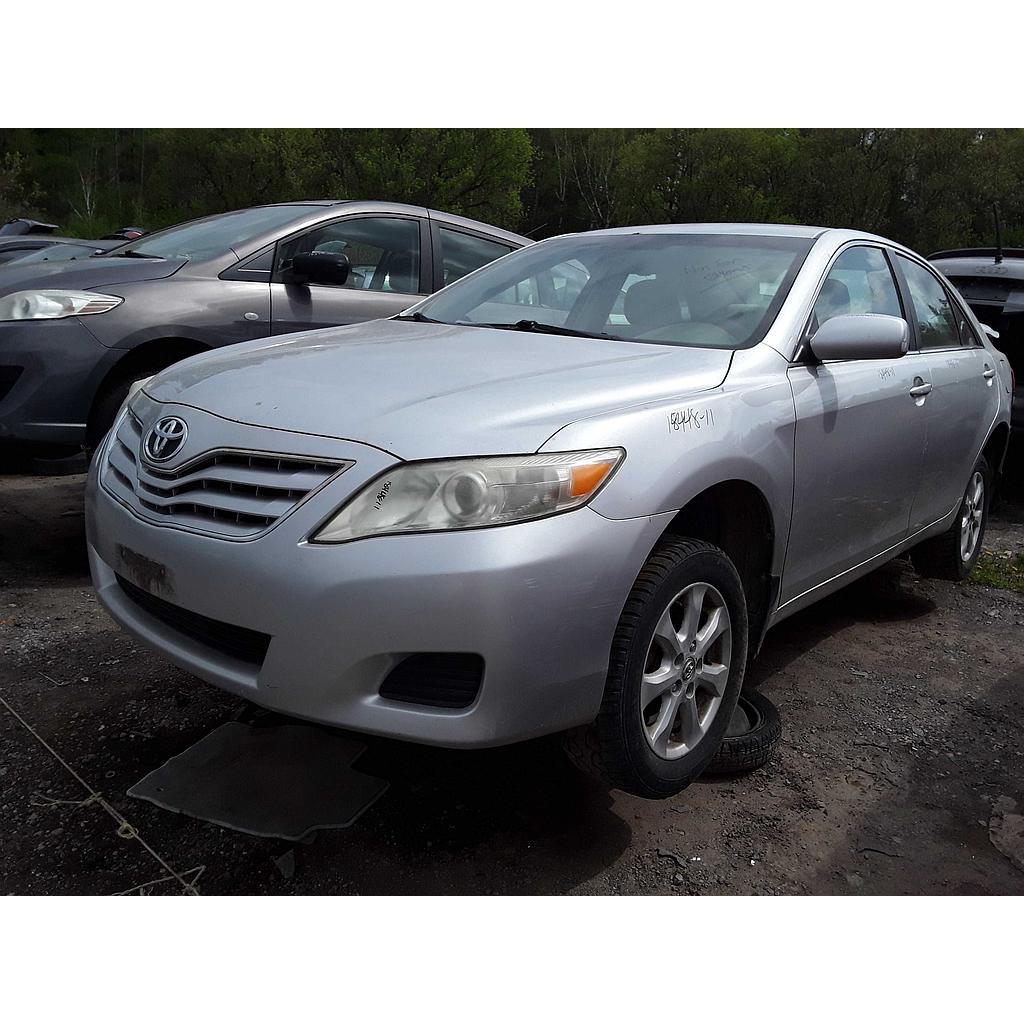 TOYOTA CAMRY 2011