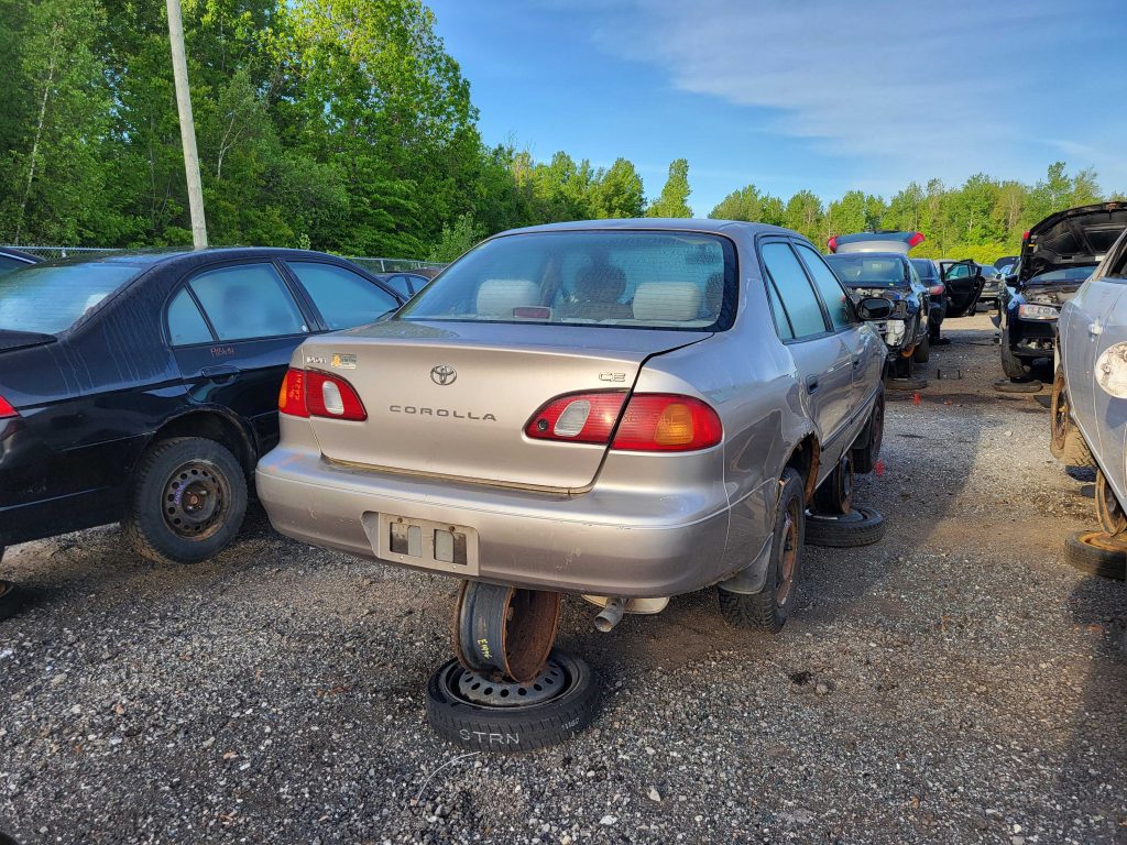 TOYOTA COROLLA 1998