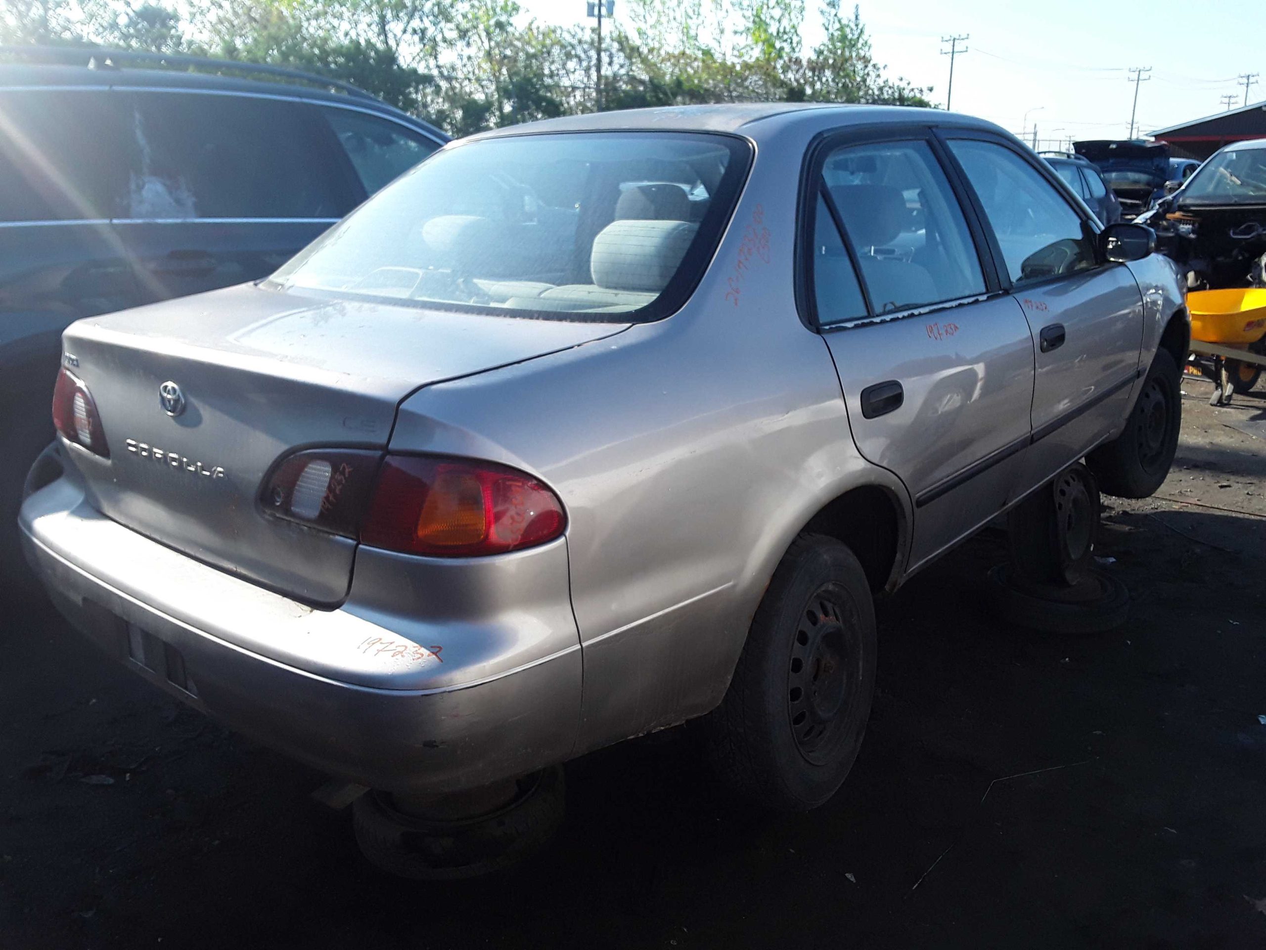 TOYOTA COROLLA 2000
