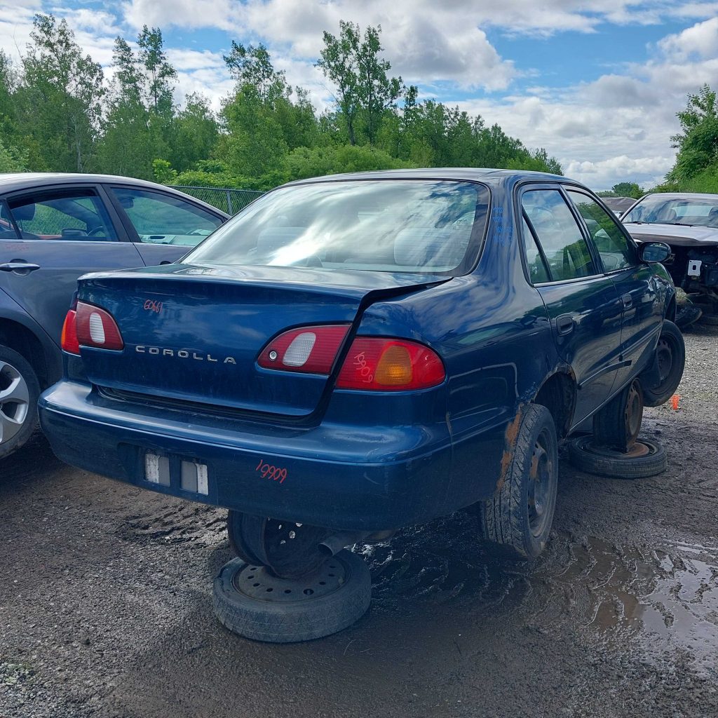 TOYOTA COROLLA 2000