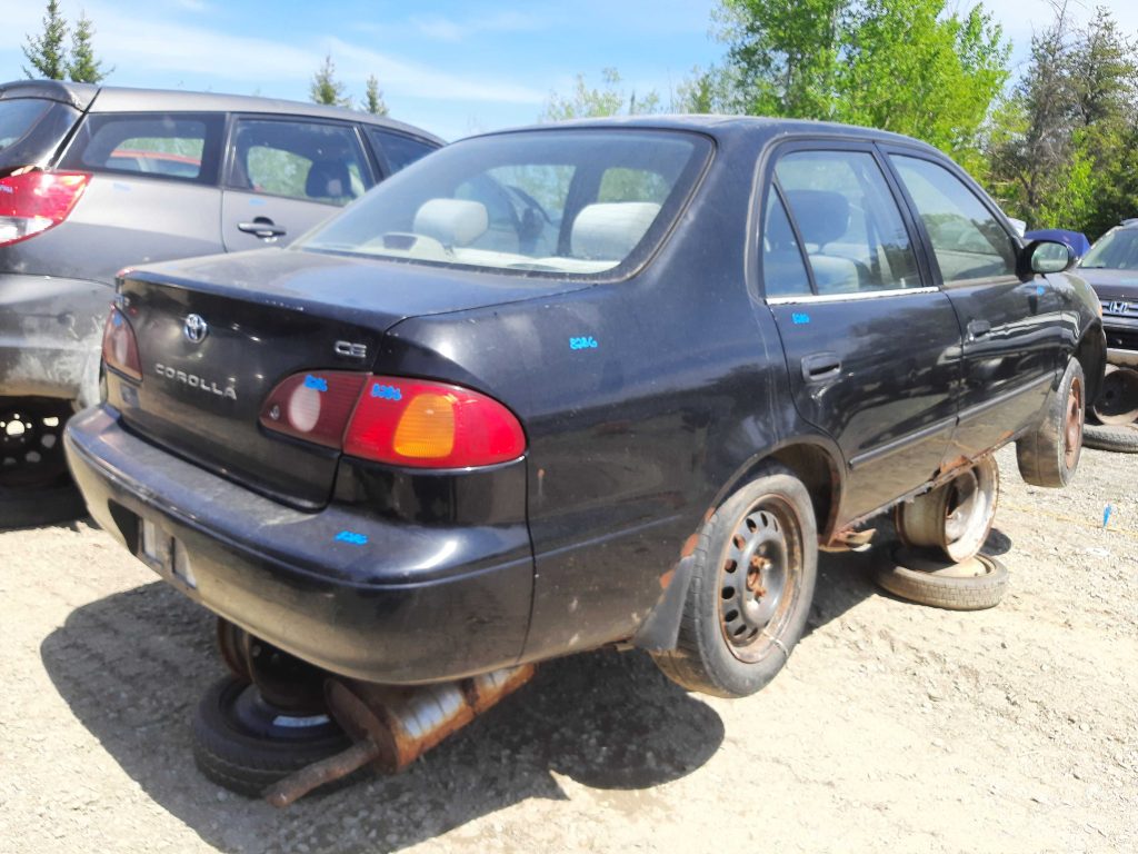 TOYOTA COROLLA 2001