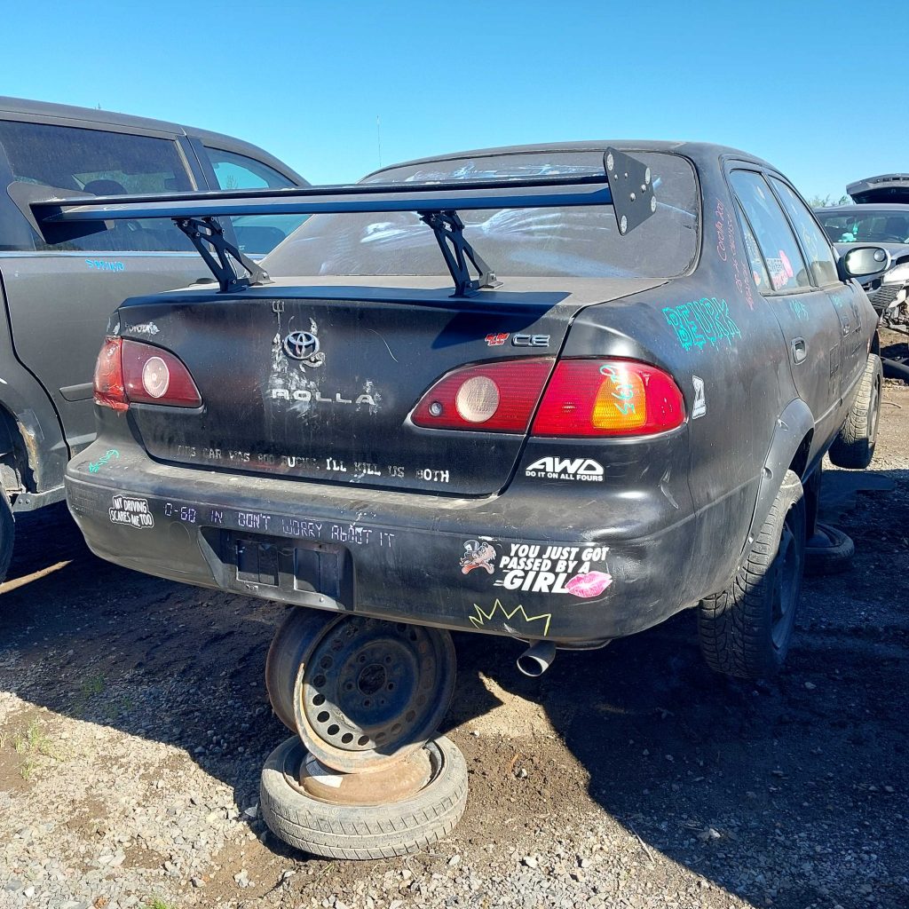 TOYOTA COROLLA 2001