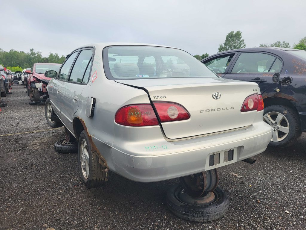 TOYOTA COROLLA 2002