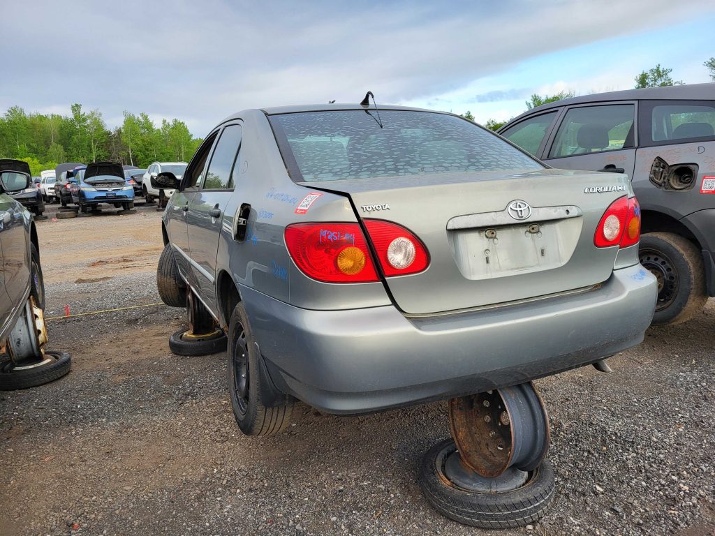 TOYOTA COROLLA 2004