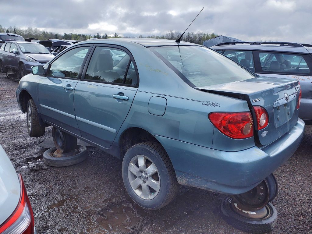 TOYOTA COROLLA 2005