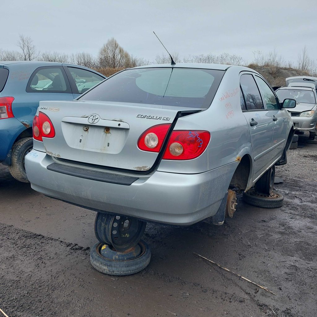 TOYOTA COROLLA 2005
