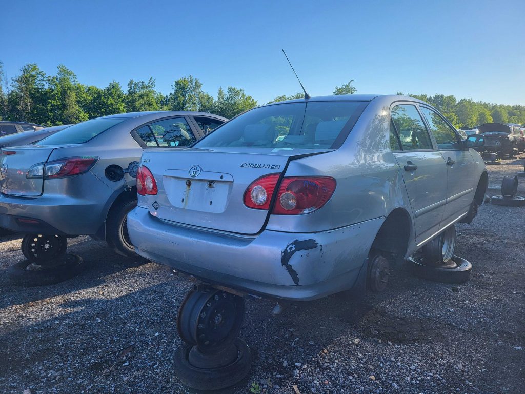 TOYOTA COROLLA 2005