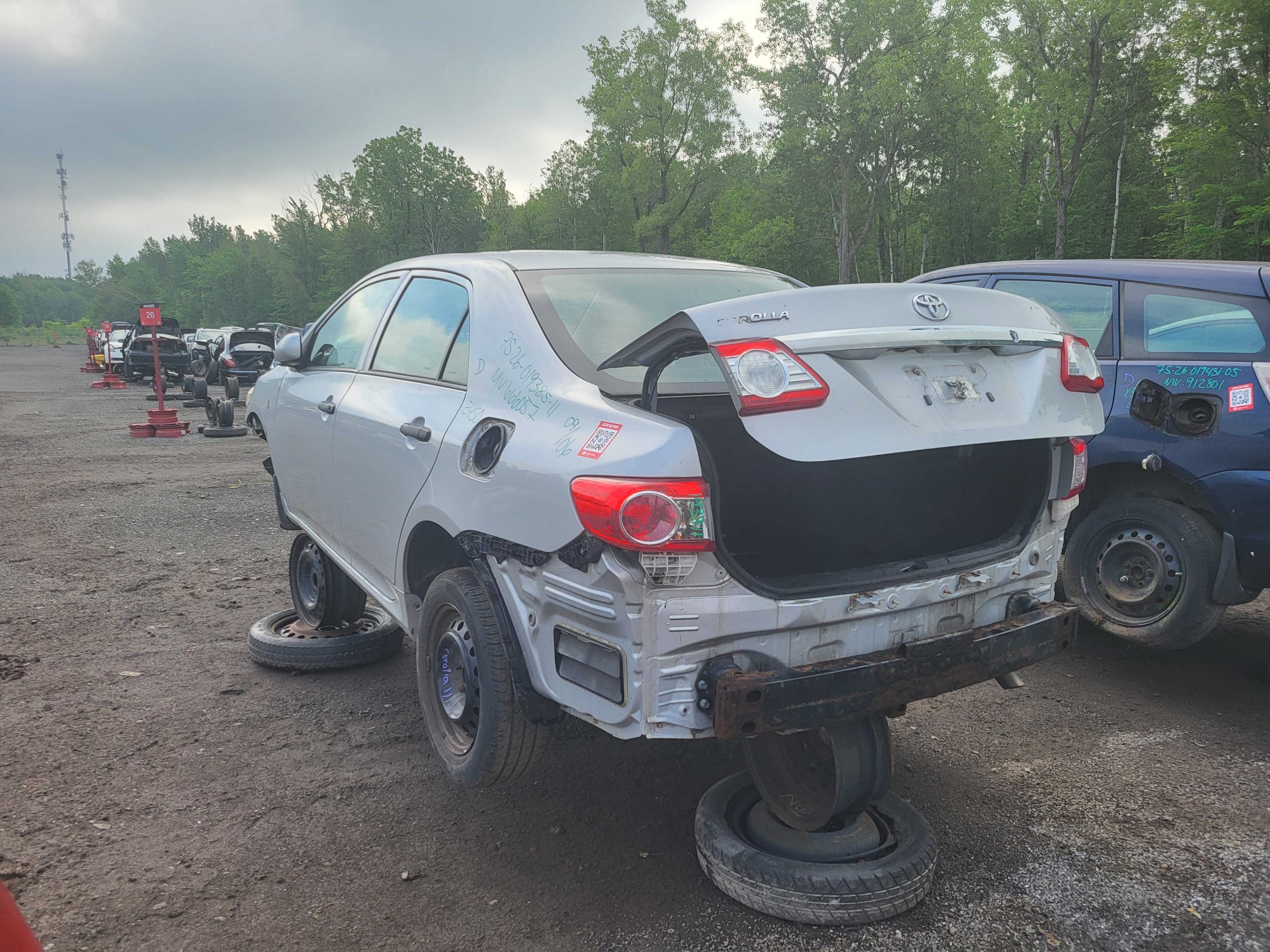 TOYOTA COROLLA 2011