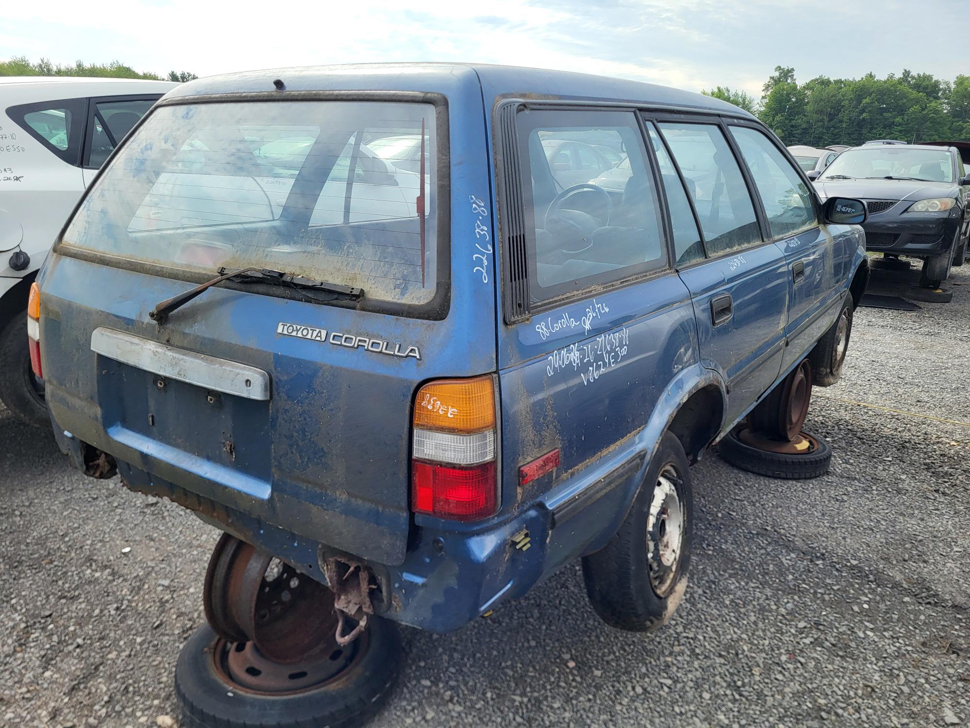 TOYOTA COROLLA & COROLLA SPORT 1988