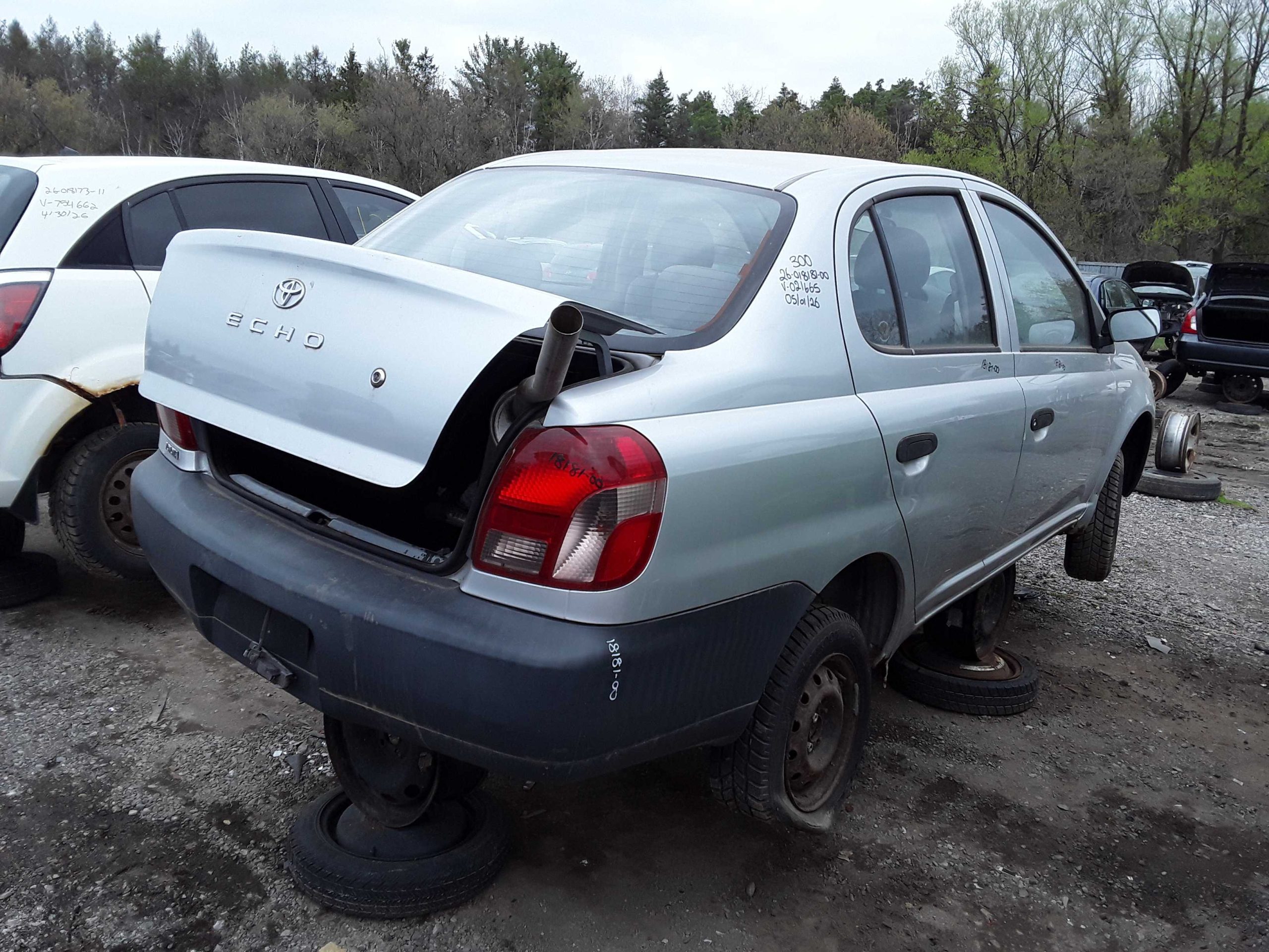 TOYOTA ECHO 2000