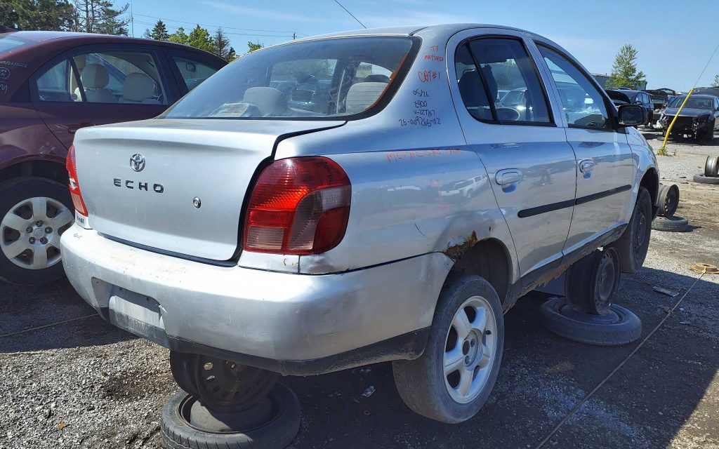 TOYOTA ECHO 2002
