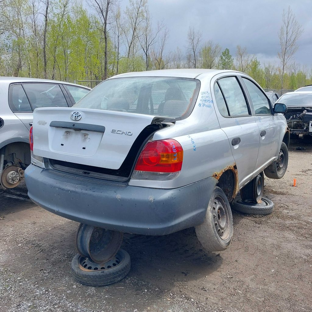 TOYOTA ECHO 2003