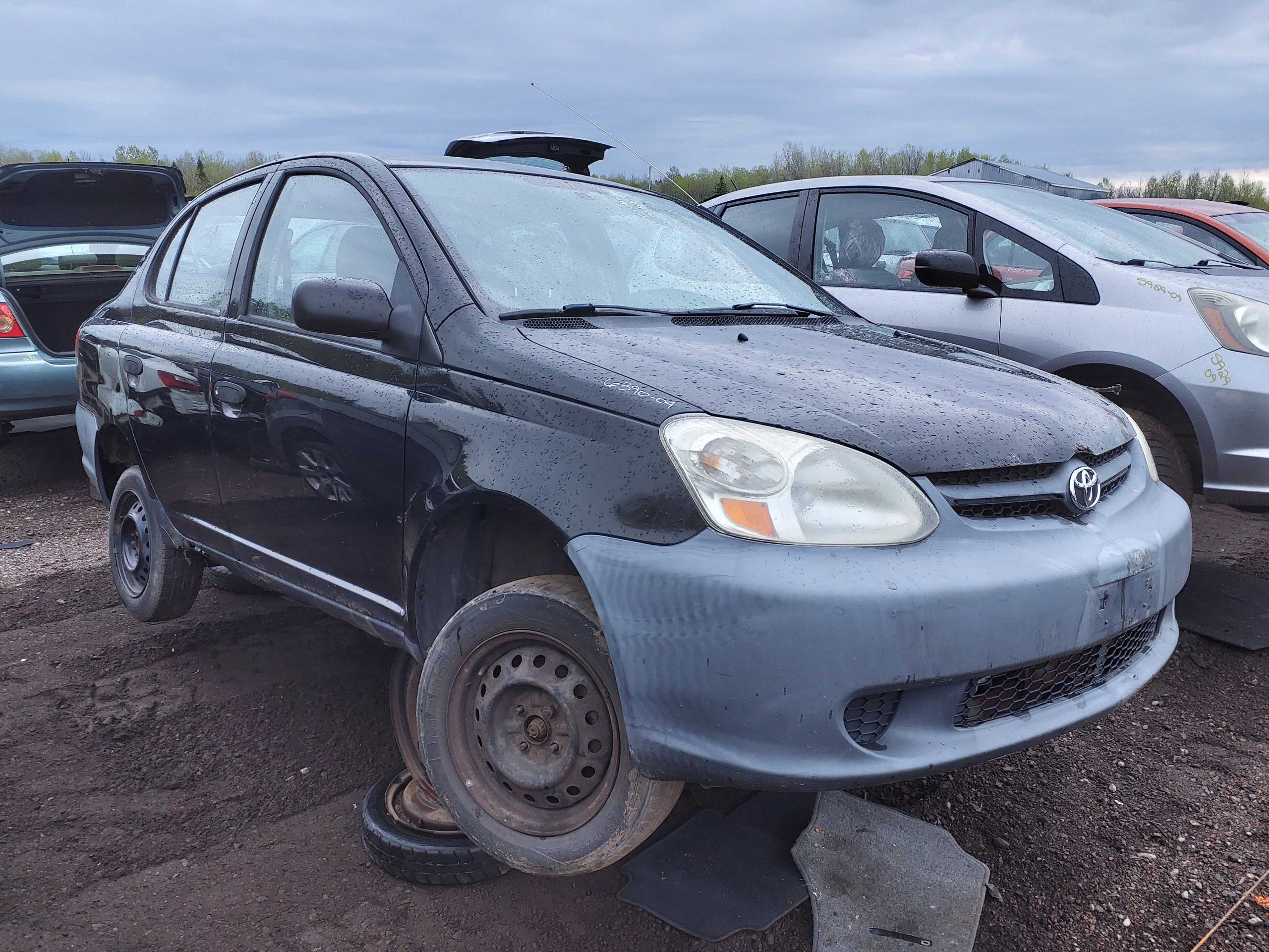 TOYOTA ECHO 2004