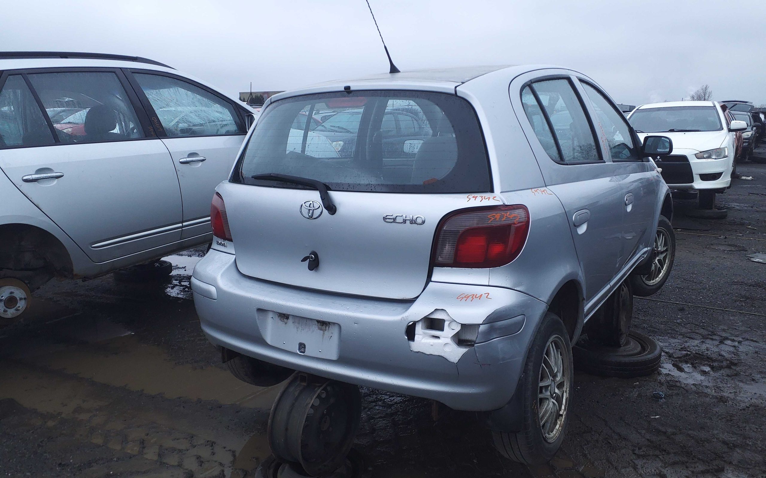 TOYOTA ECHO 2005