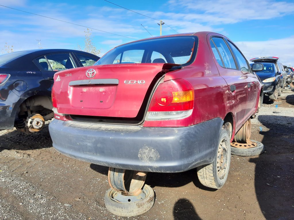 TOYOTA ECHO 2005