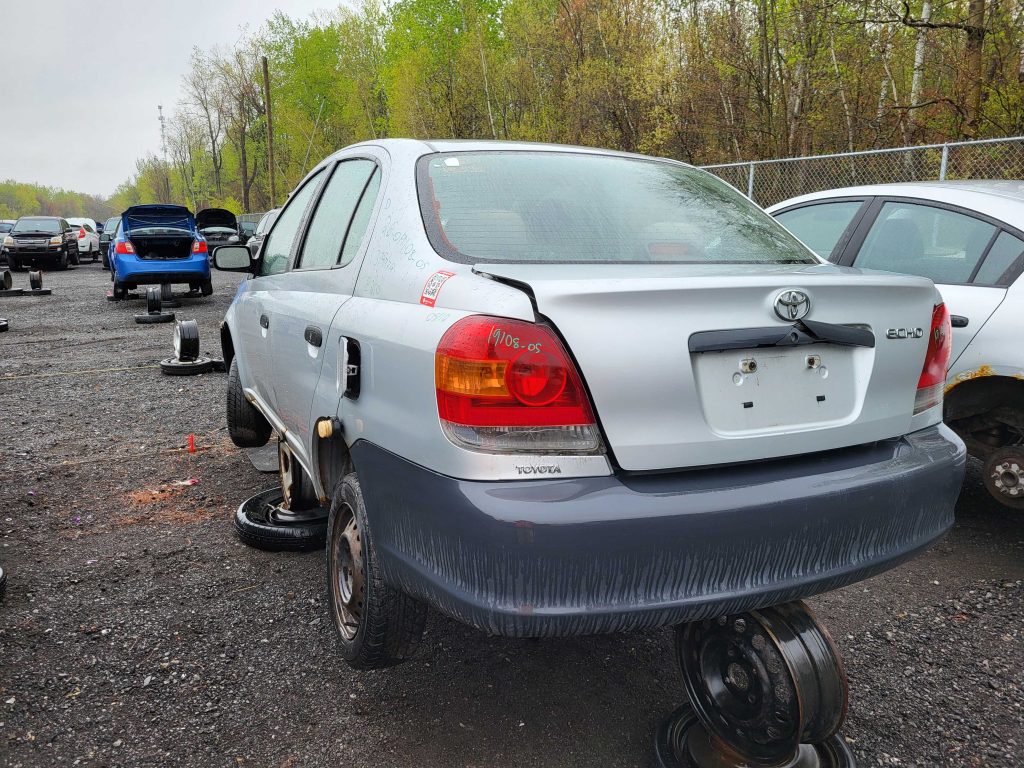 TOYOTA ECHO 2005