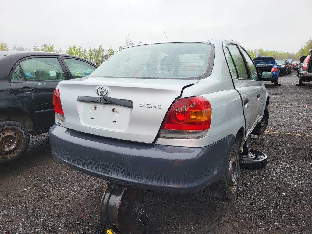 TOYOTA ECHO 2005