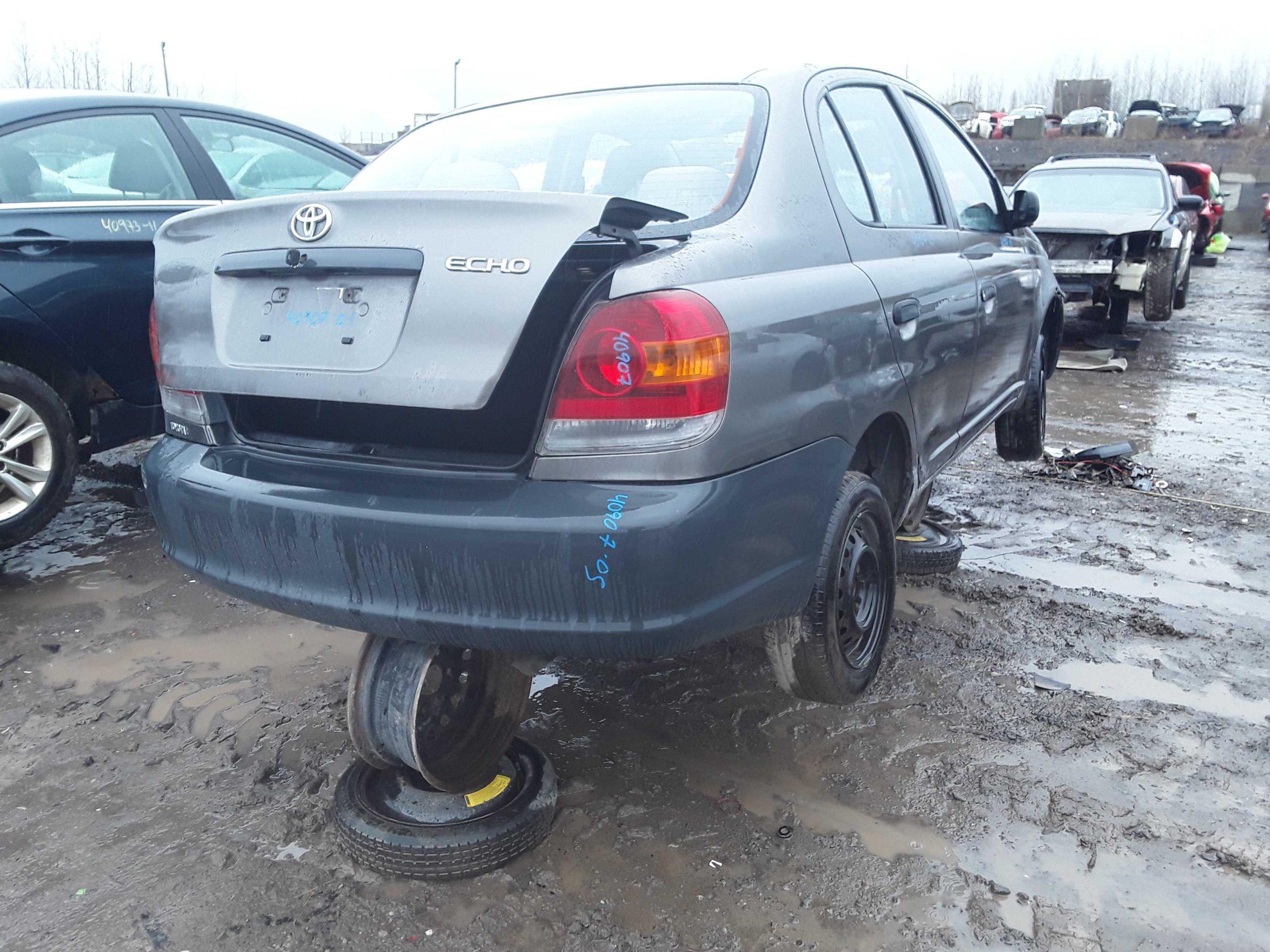 TOYOTA ECHO 2005