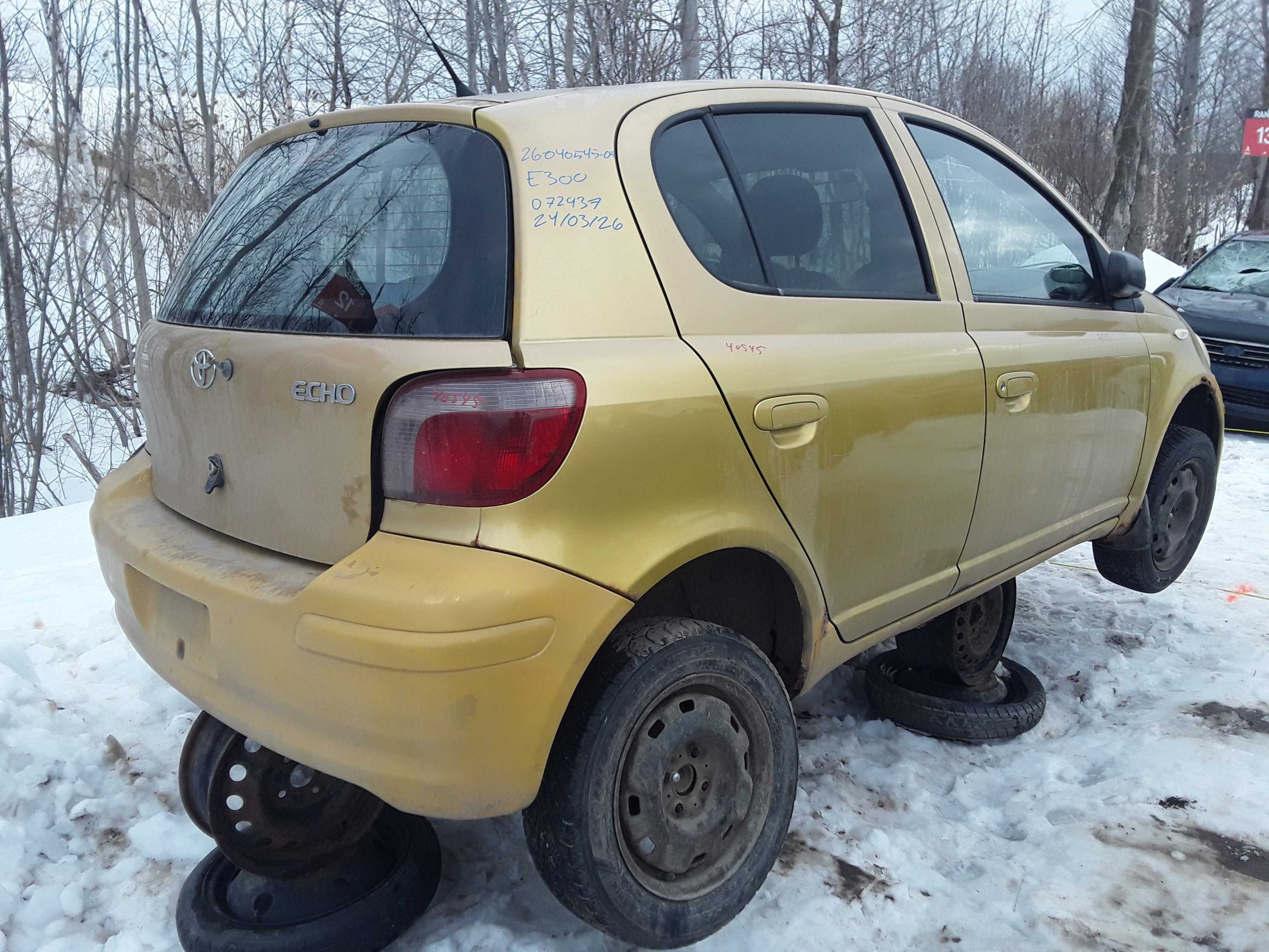 TOYOTA ECHO 2005