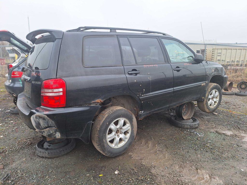 TOYOTA HIGHLANDER 2003