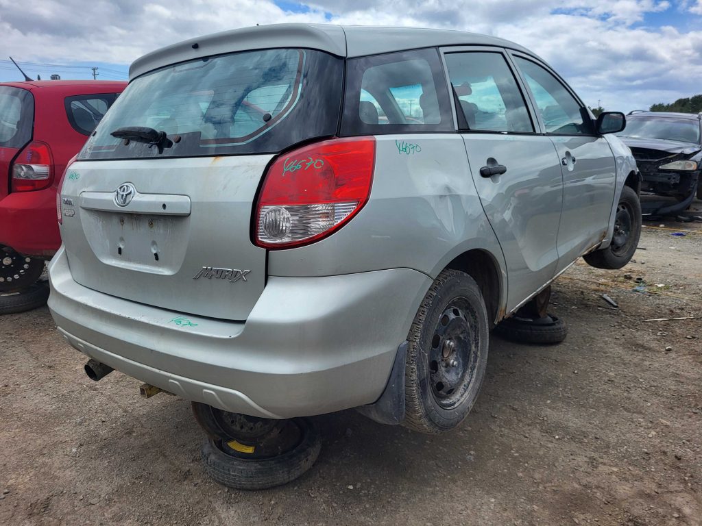 TOYOTA MATRIX 2003