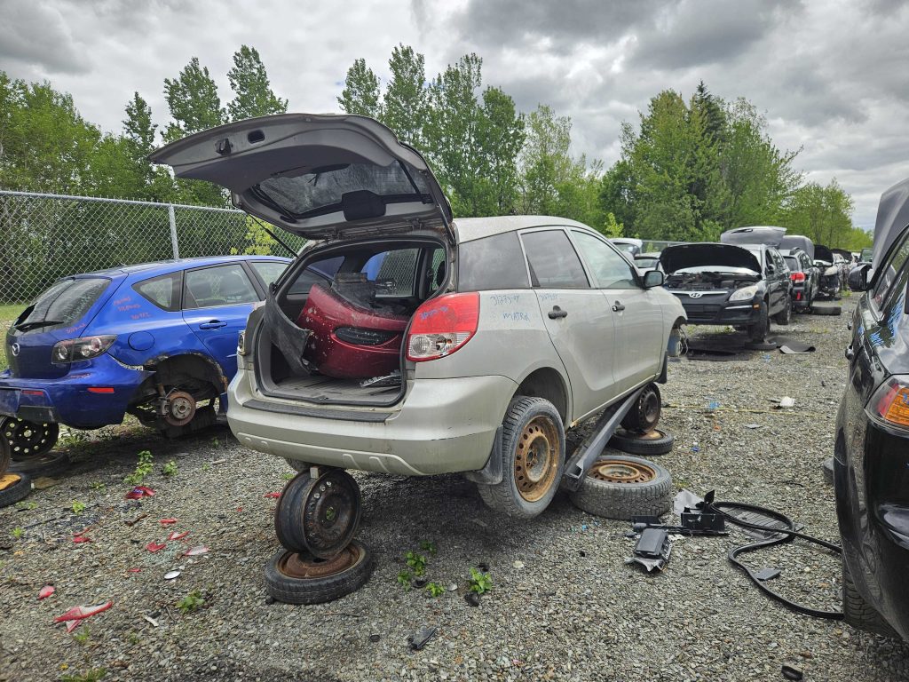 TOYOTA MATRIX 2004