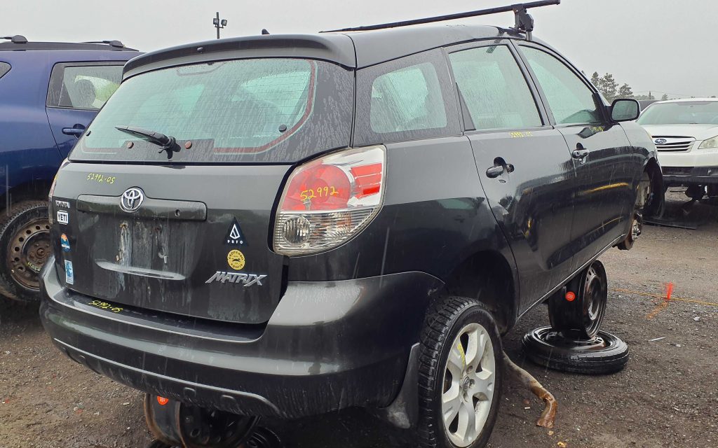 TOYOTA MATRIX 2005