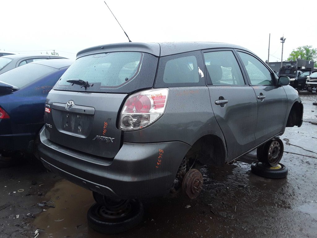 TOYOTA MATRIX 2005