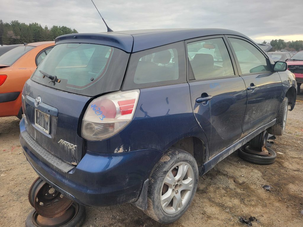 TOYOTA MATRIX 2005