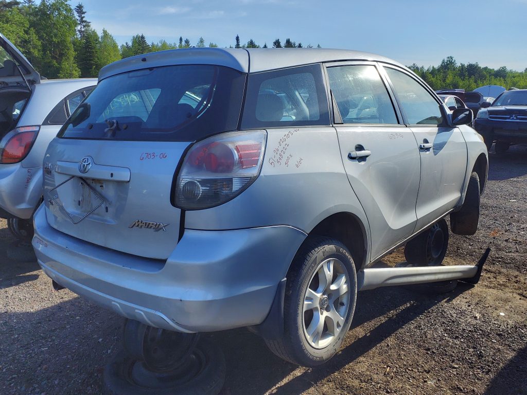 TOYOTA MATRIX 2006