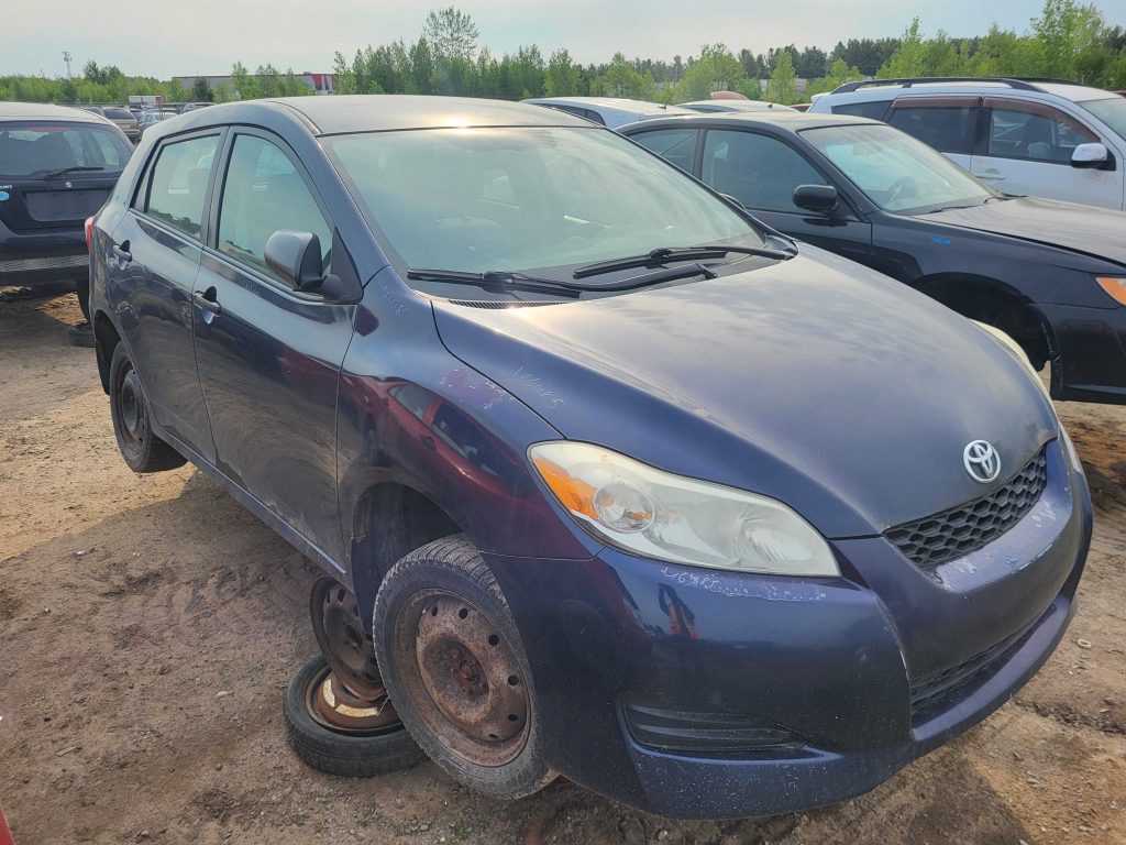TOYOTA MATRIX 2010