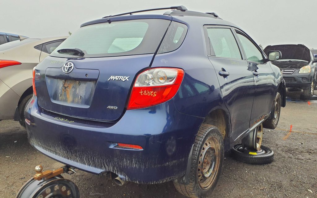 TOYOTA MATRIX 2010
