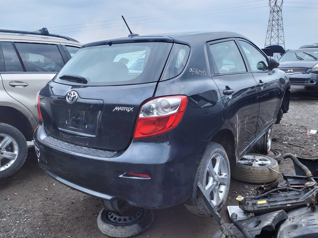 TOYOTA MATRIX 2012