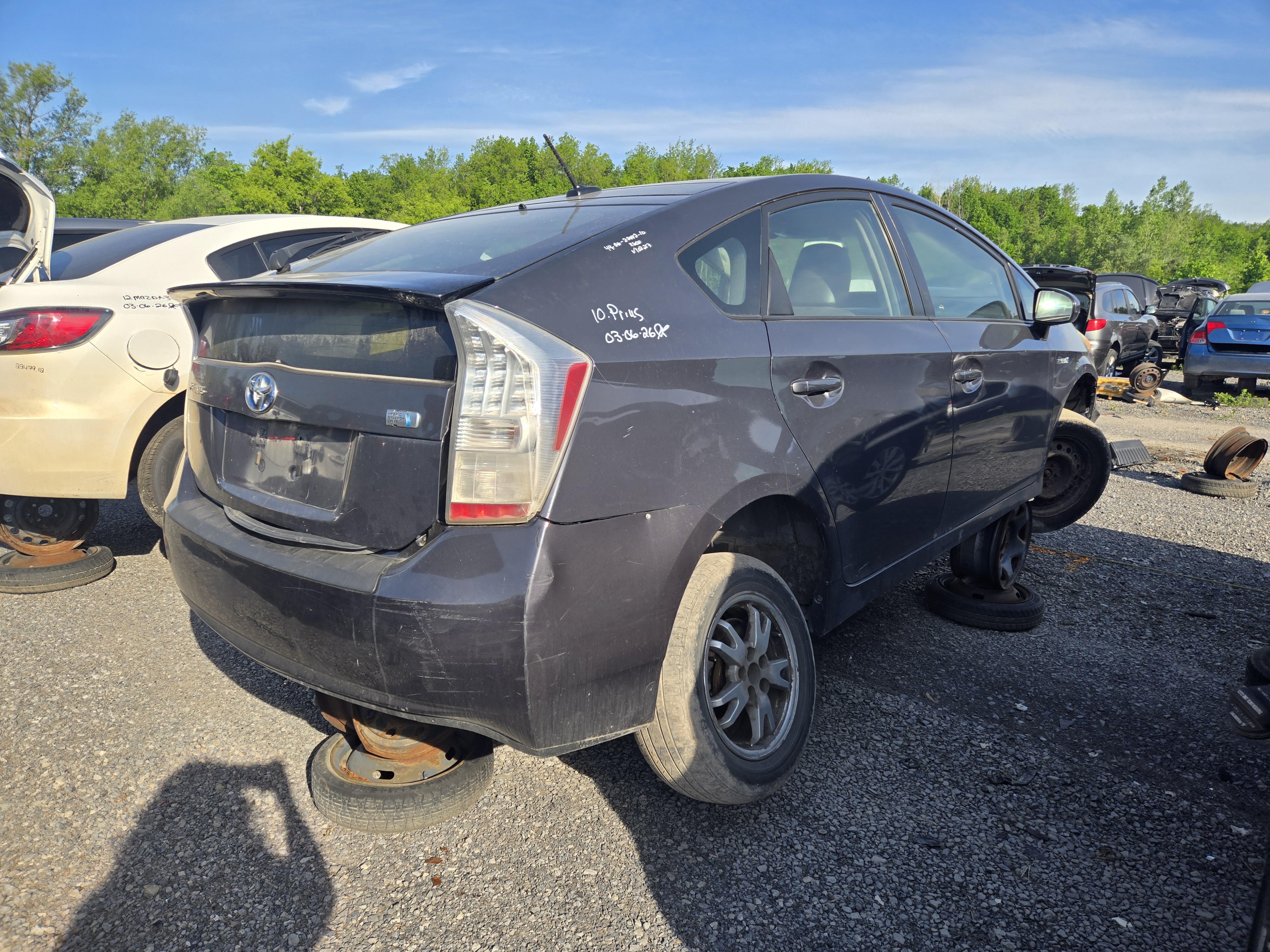 TOYOTA PRIUS 2010
