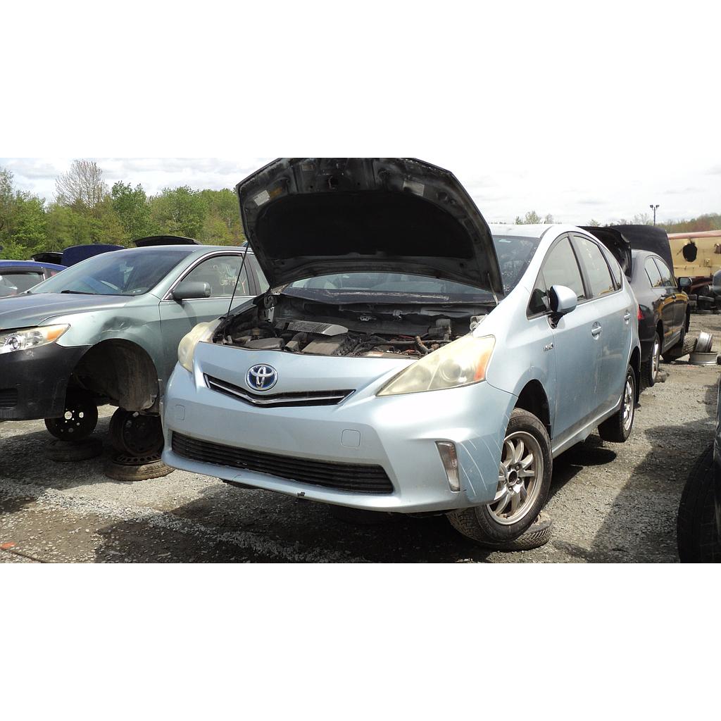 TOYOTA PRIUS 2013